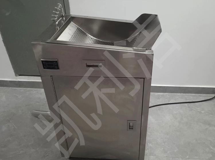 油水分离器